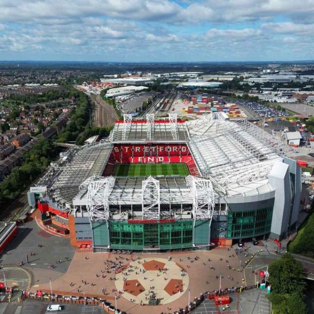 开云体育APP下载-拉爵决定保留老特拉福德，曼联新球场计划的大转折